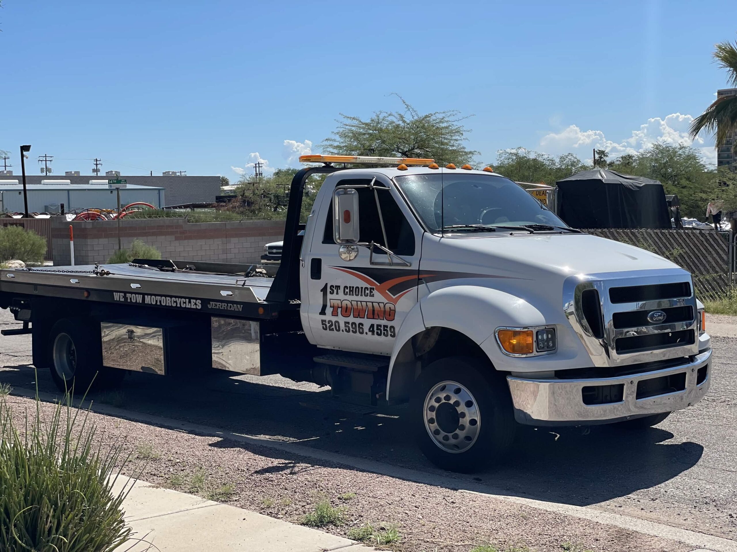 1st Choice Towing flatbed truck